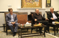 دیدار شهردار قم با خانواده شهیدان زین‌الدین